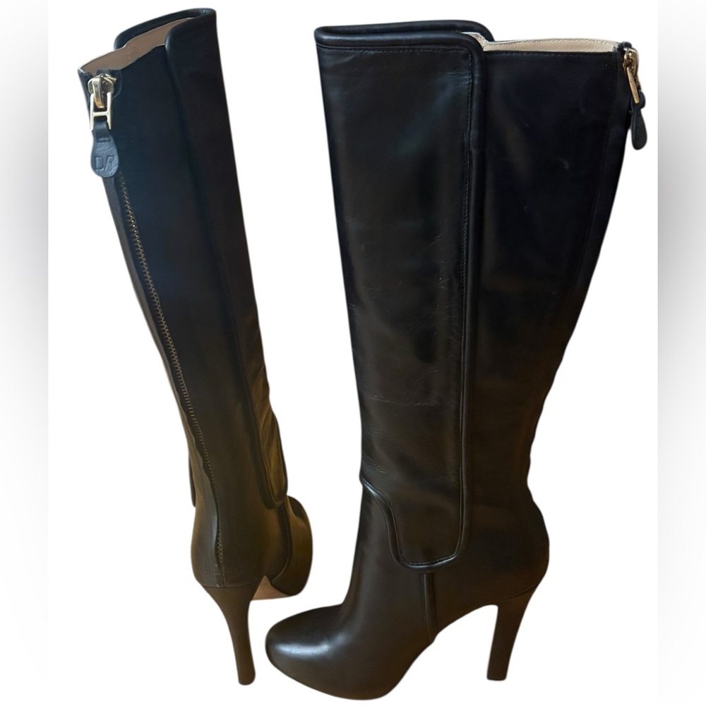 Diane von Furstenberg Black Leather Knee-High Boots- Classic Heeled Silhouette